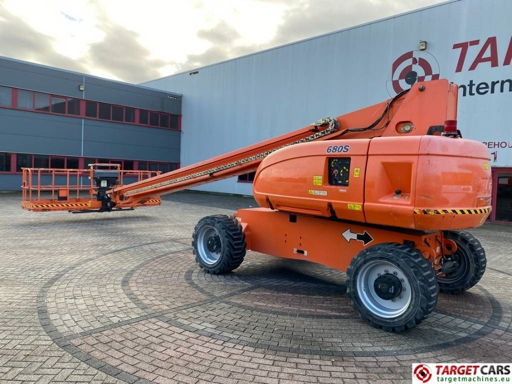 JLG 680S Telescopic 4x4 Diesel Boom Work Lift 2273cm - Nacelle télescopique: photos 4 JLG 680S Telescopic 4x4 Diesel Boom Work Lift 2273cm - Nacelle télescopique: photos 4