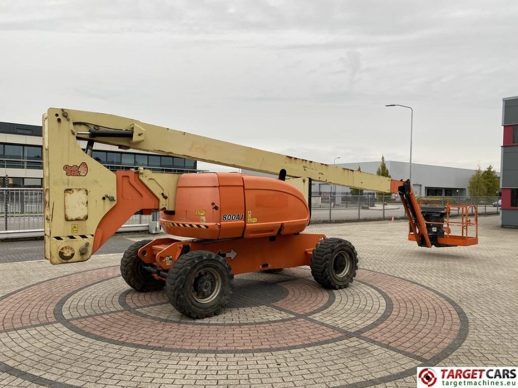 JLG 800AJ Articulated 4x4 Diesel Boom Work Lift 2538cm - Nacelle articulée: photos 3 JLG 800AJ Articulated 4x4 Diesel Boom Work Lift 2538cm - Nacelle articulée: photos 3