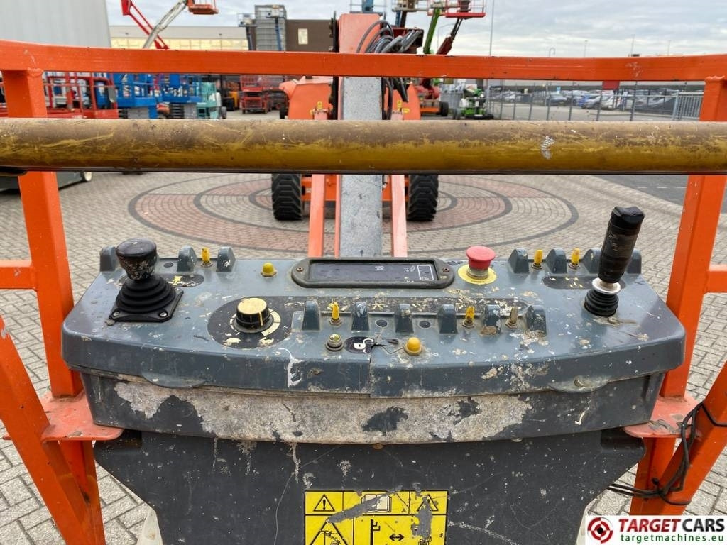 JLG 860SJ Telescopic 4x4 Diesel Boom Work Lift 2821cm en crédit-bail JLG 860SJ Telescopic 4x4 Diesel Boom Work Lift 2821cm: photos 9 JLG 860SJ Telescopic 4x4 Diesel Boom Work Lift 2821cm en crédit-bail JLG 860SJ Telescopic 4x4 Diesel Boom Work Lift 2821cm: photos 9