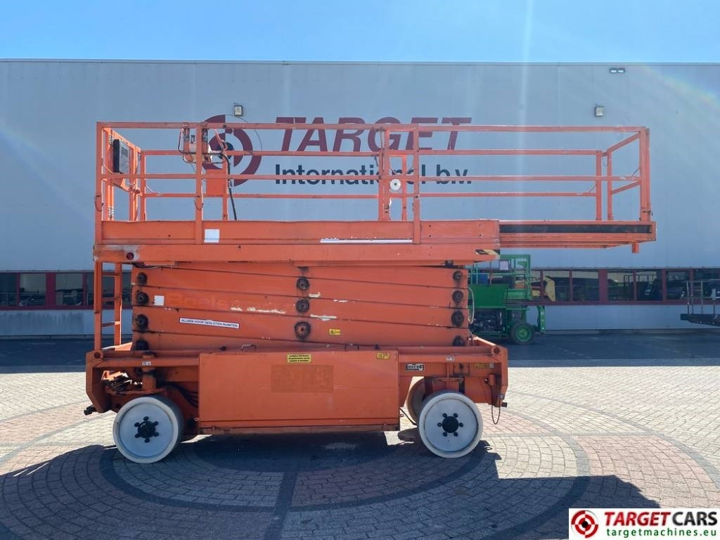 JLG Liftlux 153-12 Electric Scissor Work Lift 1730cm - Nacelle ciseaux: photos 5 JLG Liftlux 153-12 Electric Scissor Work Lift 1730cm - Nacelle ciseaux: photos 5