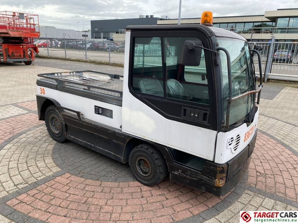 Linde P250 Tow Tug Truck Tractor Electric 80V Max 25T - Tracteur communal: photos 2 Linde P250 Tow Tug Truck Tractor Electric 80V Max 25T - Tracteur communal: photos 2