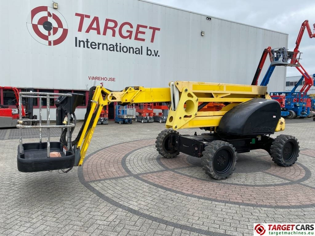 Niftylift HR21D Diese 4x4 Articulated Boom Work Lift 2080cm - Nacelle articulée: photos 1 Niftylift HR21D Diese 4x4 Articulated Boom Work Lift 2080cm - Nacelle articulée: photos 1