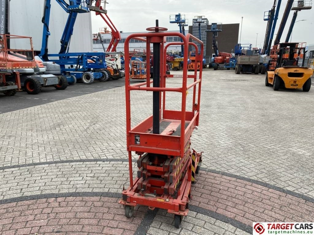 Power Scissor PS600 Manual Scissor Lift 600cm DEFECT - Nacelle ciseaux: photos 2 Power Scissor PS600 Manual Scissor Lift 600cm DEFECT - Nacelle ciseaux: photos 2