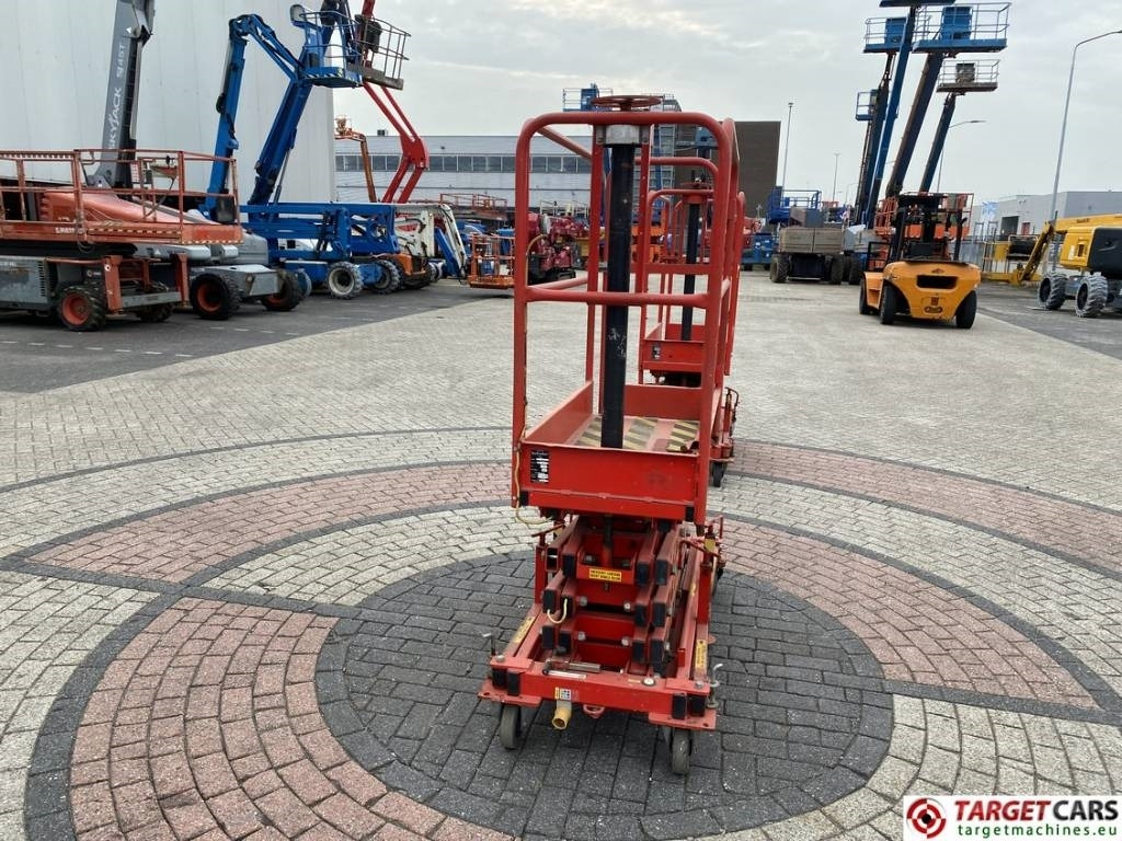 Power Scissor PS600 Manual Scissor Lift 600cm Defect - Nacelle ciseaux: photos 2 Power Scissor PS600 Manual Scissor Lift 600cm Defect - Nacelle ciseaux: photos 2