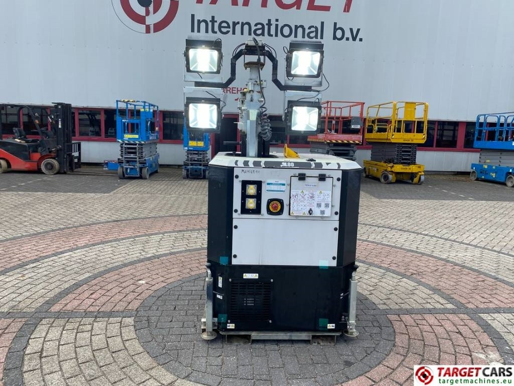 SMC SL80 Tower Light SL80K 4x300W Led - Mat d'éclairage: photos 5 SMC SL80 Tower Light SL80K 4x300W Led - Mat d'éclairage: photos 5