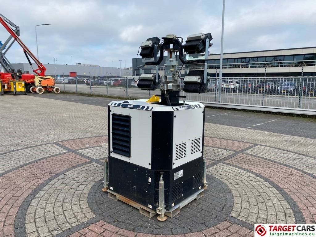 SMC SL80 Tower Light SL80K 4x300W Led - Mat d'éclairage: photos 2 SMC SL80 Tower Light SL80K 4x300W Led - Mat d'éclairage: photos 2