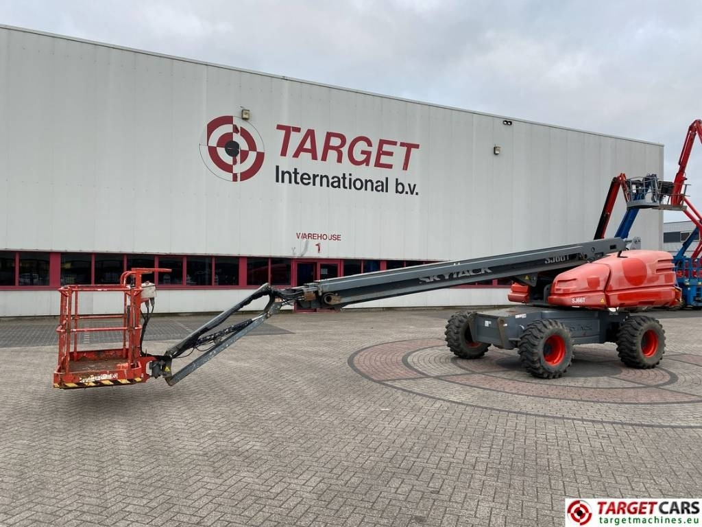 SkyJack SJ66T Telescopic 4x4 Diesel Boom Work Lift 2212cm - Nacelle télescopique: photos 1 SkyJack SJ66T Telescopic 4x4 Diesel Boom Work Lift 2212cm - Nacelle télescopique: photos 1