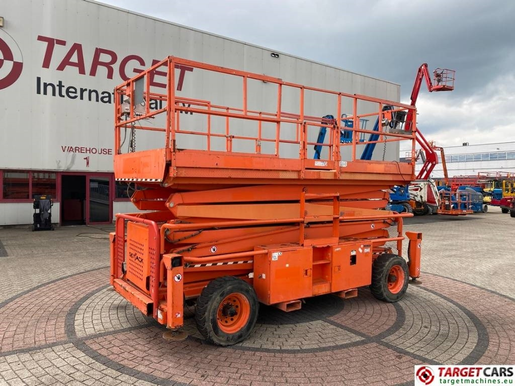 SkyJack SJ9250 RT Diesel Scissor Work Lift 1720cm - Nacelle ciseaux: photos 1 SkyJack SJ9250 RT Diesel Scissor Work Lift 1720cm - Nacelle ciseaux: photos 1
