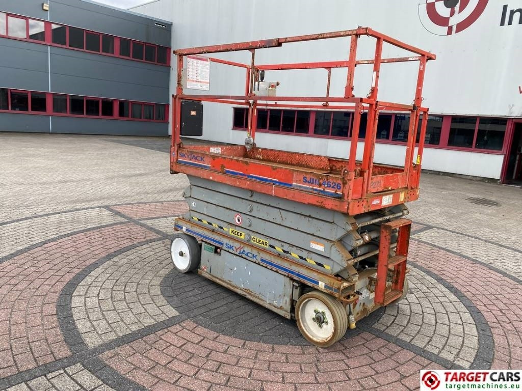 SkyJack SJIII-4626 Electric Scissor 4626 Work Lift 990cm - Nacelle ciseaux: photos 4 SkyJack SJIII-4626 Electric Scissor 4626 Work Lift 990cm - Nacelle ciseaux: photos 4