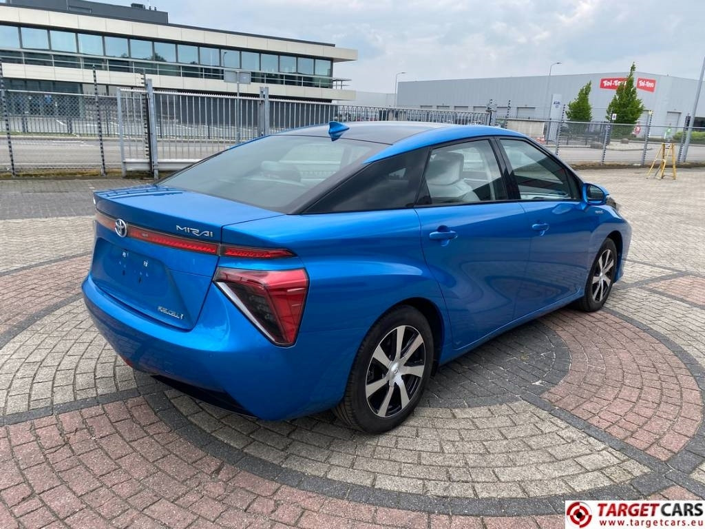 Toyota Mirai FCV HydroGen FuelCell - Berline: photos 4 Toyota Mirai FCV HydroGen FuelCell - Berline: photos 4