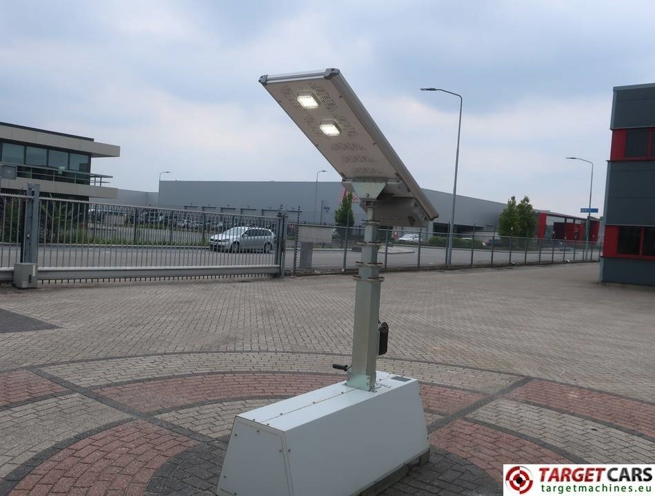 Trime X-Pole Solar Panel 50W Led Tower Light - Mat d'éclairage: photos 3 Trime X-Pole Solar Panel 50W Led Tower Light - Mat d'éclairage: photos 3