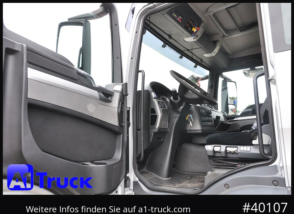 MAN TGS 26.360, Carrier 1150 Rolltor+ LBW, Lift - Camion frigorifique: photos 2 MAN TGS 26.360, Carrier 1150 Rolltor+ LBW, Lift - Camion frigorifique: photos 2