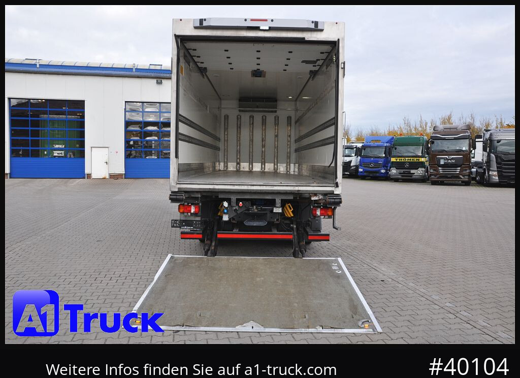 MAN TGS 26.360, Carrier 1150 Rolltor+ LBW, Liftachse, - Camion frigorifique: photos 2 MAN TGS 26.360, Carrier 1150 Rolltor+ LBW, Liftachse, - Camion frigorifique: photos 2