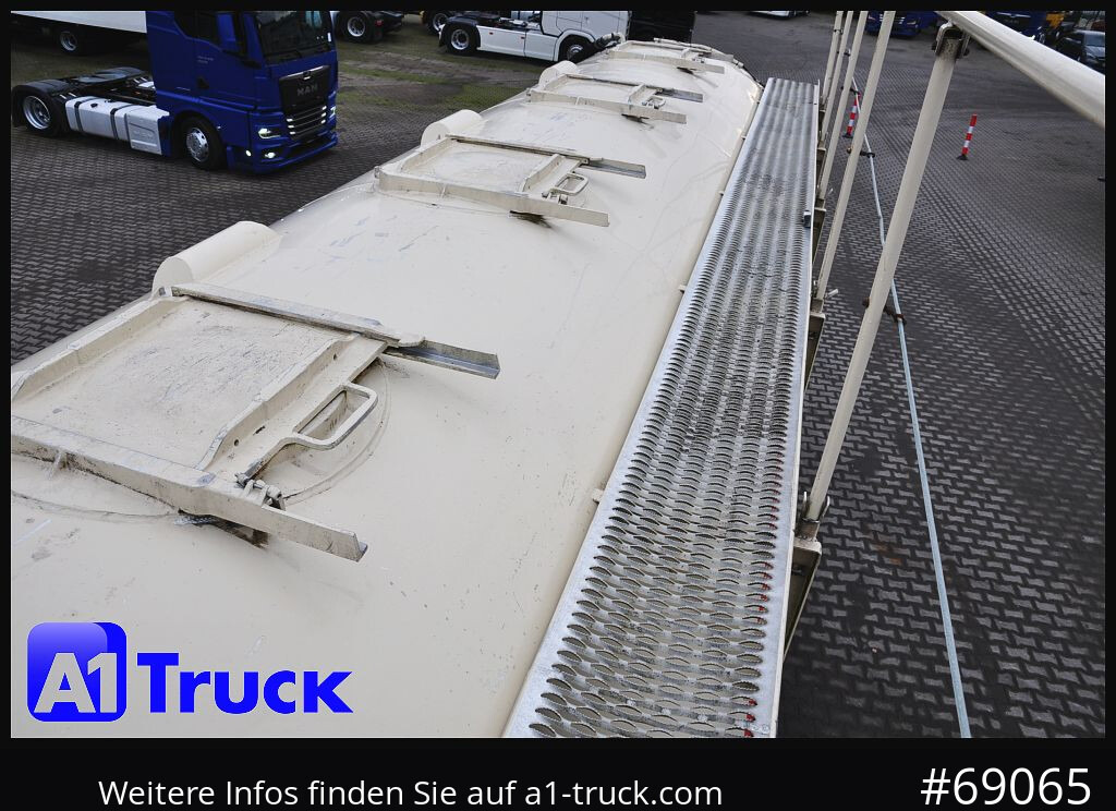 MERCEDES-BENZ Antos 2540, Silo 31m³, Futter Heitling 4 KA - Camion citerne: photos 4 MERCEDES-BENZ Antos 2540, Silo 31m³, Futter Heitling 4 KA - Camion citerne: photos 4