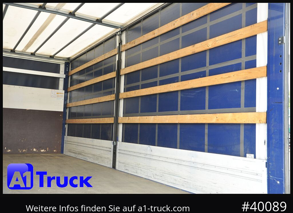 RENAULT D 240, 4x2, Ladebordwand, LBW, guter Zustand - Camion à rideaux coulissants: photos 3 RENAULT D 240, 4x2, Ladebordwand, LBW, guter Zustand - Camion à rideaux coulissants: photos 3