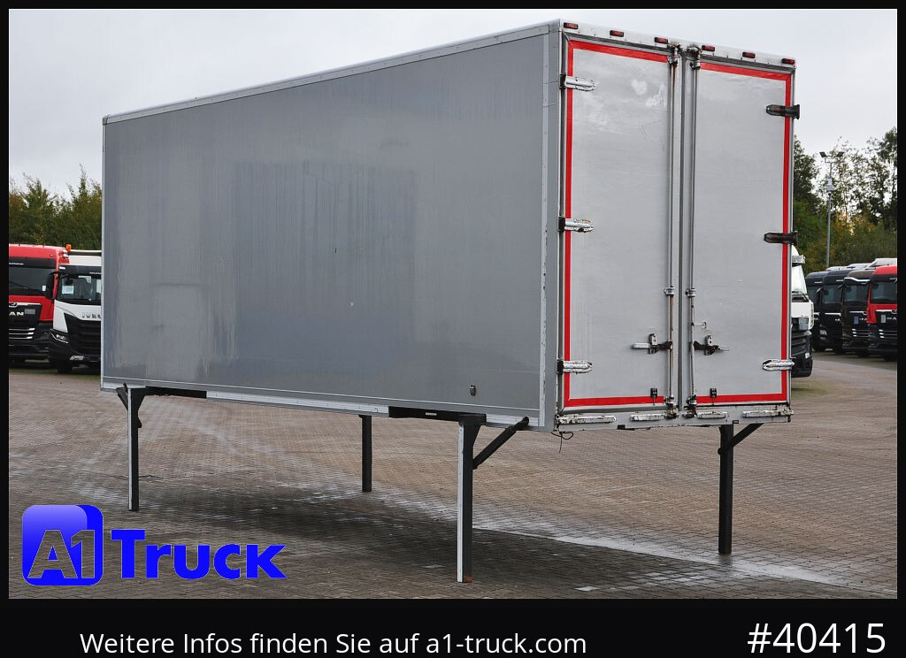 Carrosserie fourgon SOMMER Koffer 7,15, Plywood, silber, 2710mm Innenhöhe: photos 11 Carrosserie fourgon SOMMER Koffer 7,15, Plywood, silber, 2710mm Innenhöhe: photos 11