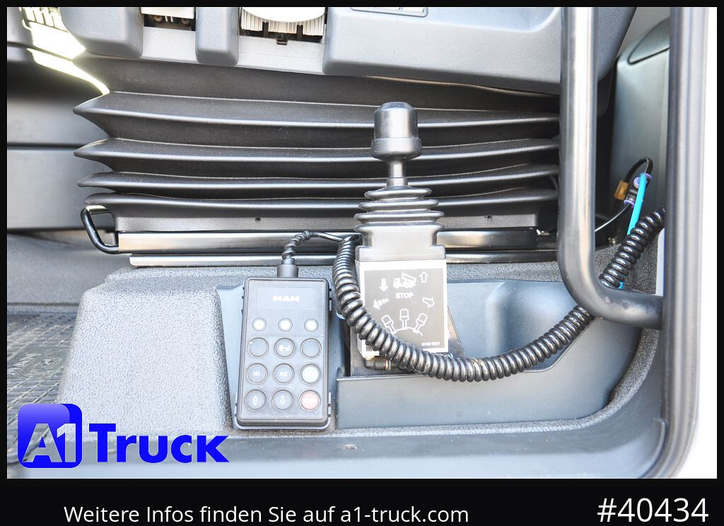 MAN TGX 18,440 XLX Intarder, Hydraulik, ACC - Tracteur routier: photos 2 MAN TGX 18,440 XLX Intarder, Hydraulik, ACC - Tracteur routier: photos 2