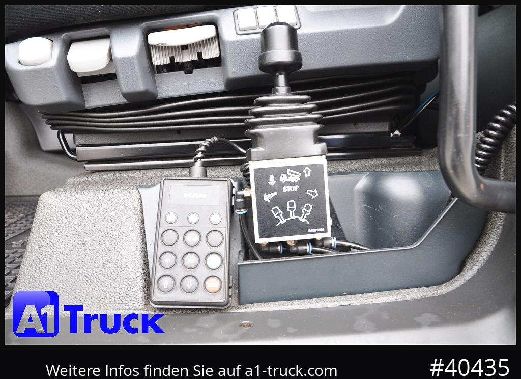 MAN TGX 18,440 XLX Intarder, Hydraulik, Navi ACC - Tracteur routier: photos 3 MAN TGX 18,440 XLX Intarder, Hydraulik, Navi ACC - Tracteur routier: photos 3