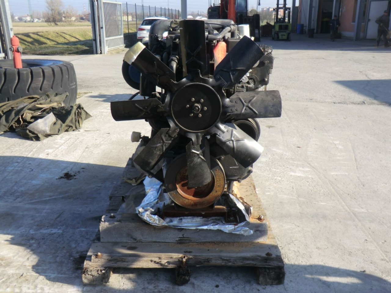 CUMMINS NTC-400 MOTORE TURBO COMPLETO DI VENTOLA, ALTERNATORE E MOTORINO D'AVVIAMENTO. (ENGINE NO. 11108744) - Moteur pour Engins de chantier: photos 1 CUMMINS NTC-400 MOTORE TURBO COMPLETO DI VENTOLA, ALTERNATORE E MOTORINO D'AVVIAMENTO. (ENGINE NO. 11108744) - Moteur pour Engins de chantier: photos 1