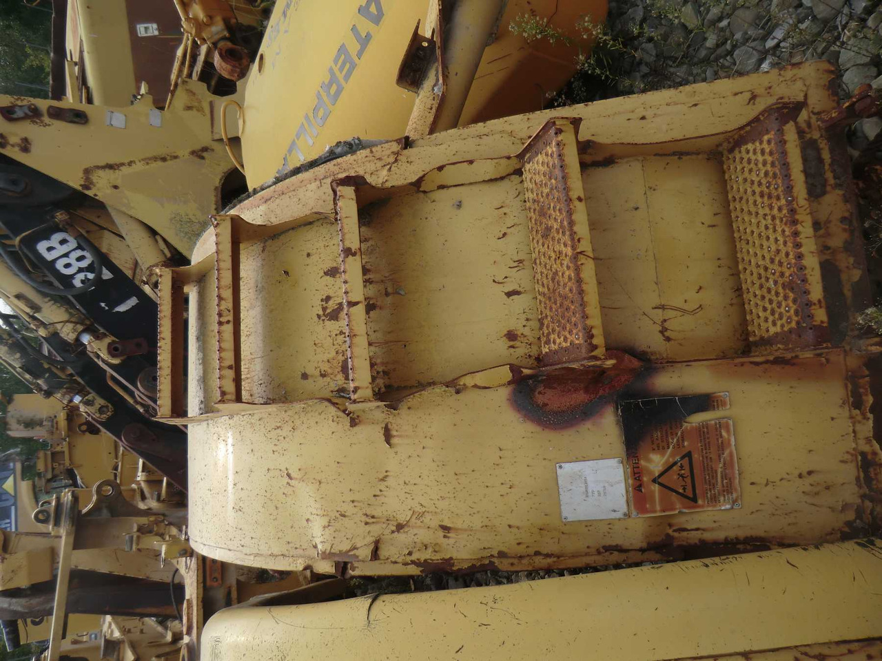 Caterpillar 735 Parafango anteriore destro e sinistro. - Aile pour Engins de chantier: photos 1 Caterpillar 735 Parafango anteriore destro e sinistro. - Aile pour Engins de chantier: photos 1