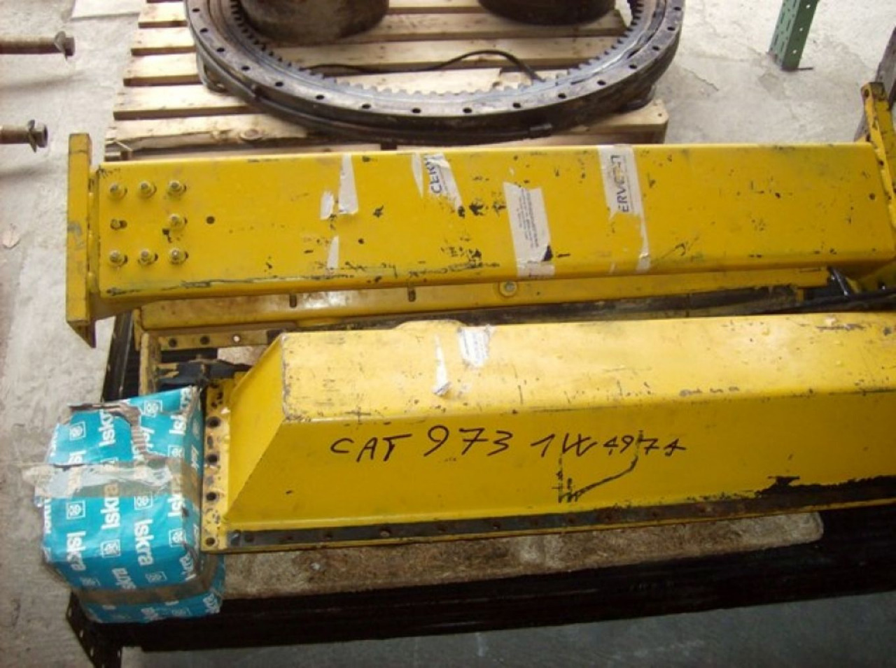 Caterpillar 973 Vaschetta superiore radiatore - Système de refroidissement pour Engins de chantier: photos 2 Caterpillar 973 Vaschetta superiore radiatore - Système de refroidissement pour Engins de chantier: photos 2