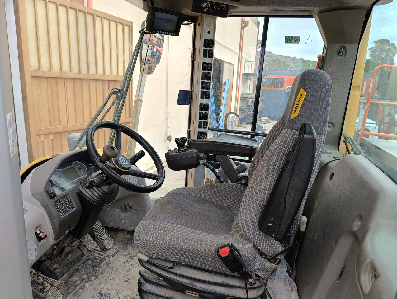 Chargeuse sur pneus VOLVO L150H: photos 7