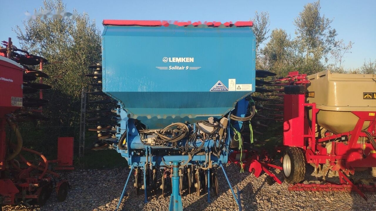 Lemken SOLITAIR 9K - Semoir: photos 1 Lemken SOLITAIR 9K - Semoir: photos 1