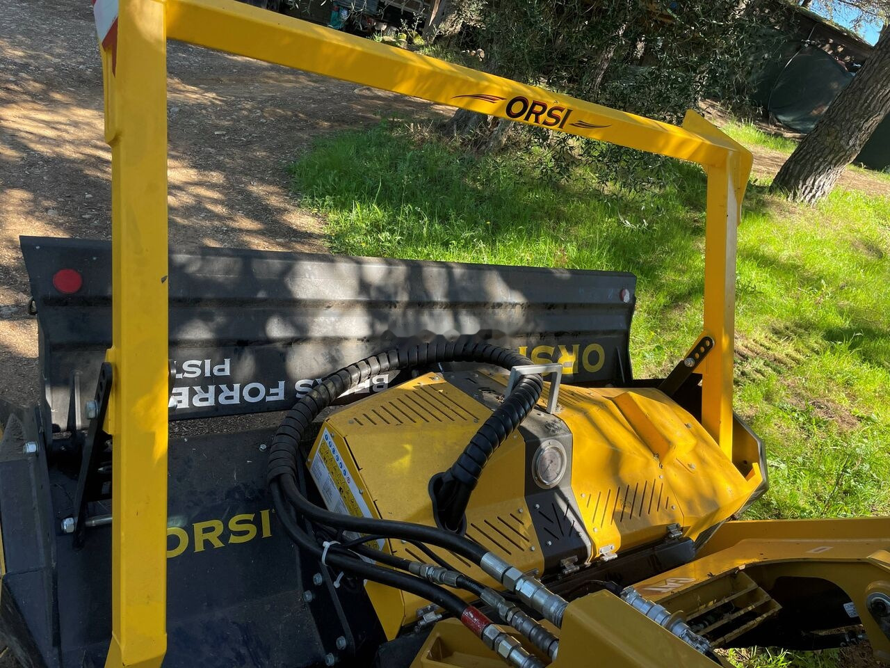 Orsi BEARS FORREST 255 - Broyeur/ Épareuse: photos 4 Orsi BEARS FORREST 255 - Broyeur/ Épareuse: photos 4