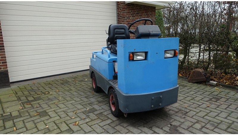 Hako Sherpa S/5 48 volts met acculader - Chariot tracteur: photos 2 Hako Sherpa S/5 48 volts met acculader - Chariot tracteur: photos 2