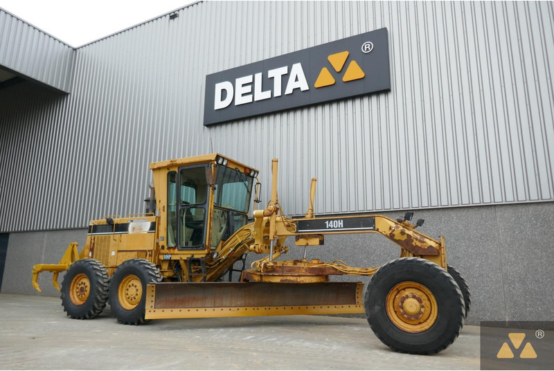 Caterpillar 140H - Niveleuse: photos 3 Caterpillar 140H - Niveleuse: photos 3