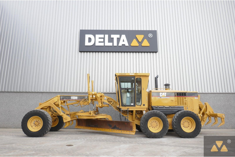 Caterpillar 140H - Niveleuse: photos 1 Caterpillar 140H - Niveleuse: photos 1