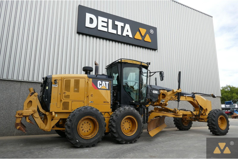 Caterpillar 140M2 - Niveleuse: photos 5 Caterpillar 140M2 - Niveleuse: photos 5