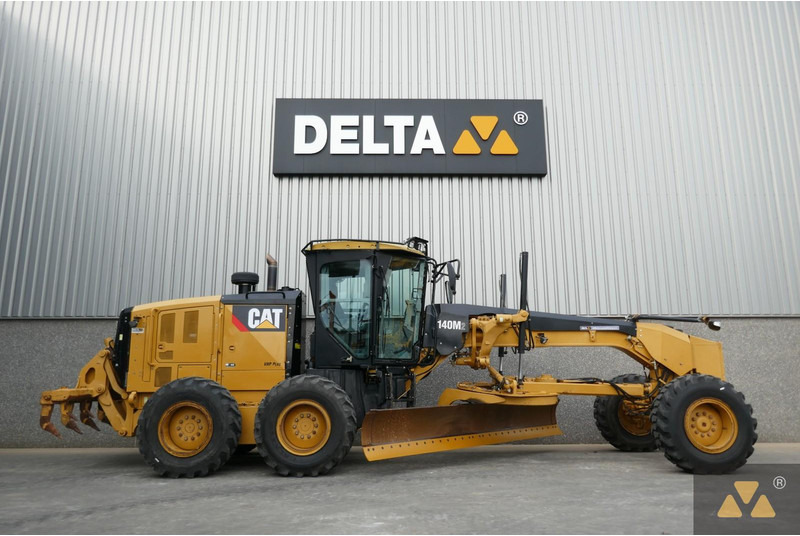 Caterpillar 140M2 - Niveleuse: photos 2 Caterpillar 140M2 - Niveleuse: photos 2
