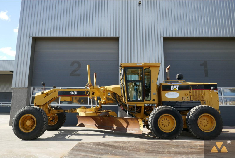 Caterpillar 143H - Niveleuse: photos 1 Caterpillar 143H - Niveleuse: photos 1