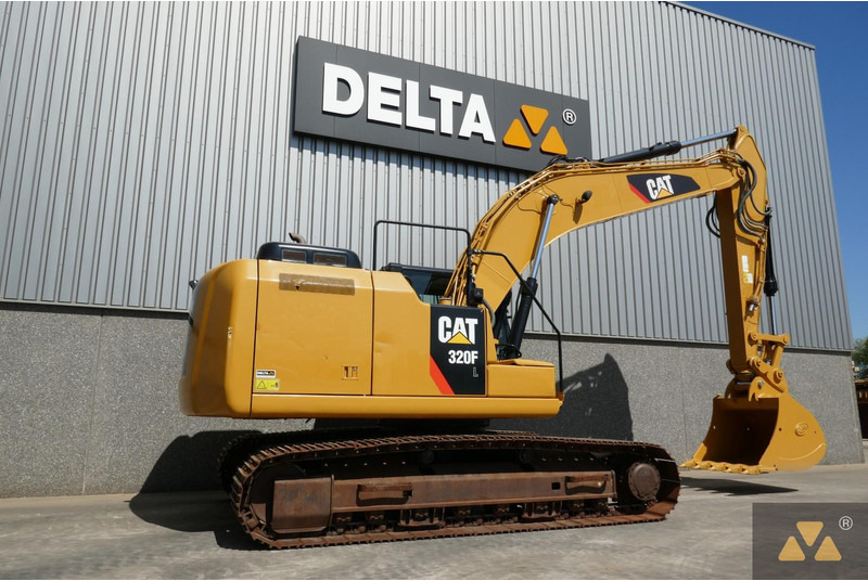 Caterpillar 320FL - Pelle sur chenille: photos 5 Caterpillar 320FL - Pelle sur chenille: photos 5