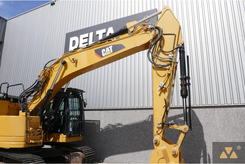 Pelle sur chenille Caterpillar 325F LCR: photos 9 Pelle sur chenille Caterpillar 325F LCR: photos 9