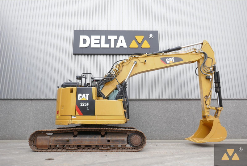 Caterpillar 325F LCR - Pelle sur chenille: photos 2 Caterpillar 325F LCR - Pelle sur chenille: photos 2