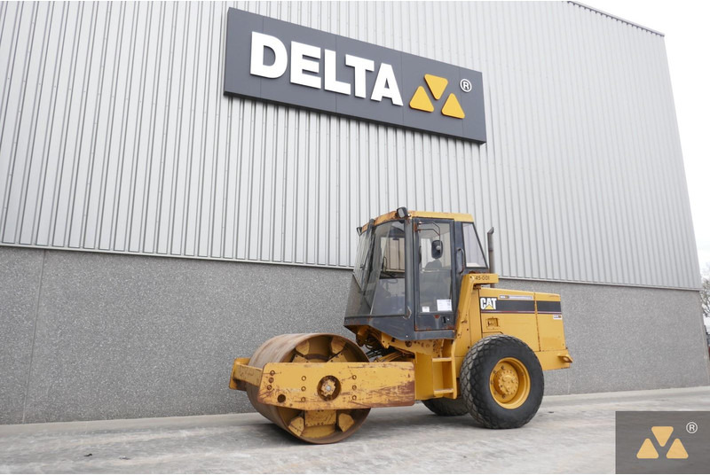 Caterpillar CS433C - Compacteur: photos 4 Caterpillar CS433C - Compacteur: photos 4