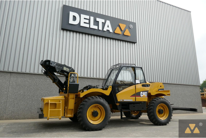 Caterpillar TH360B Welding Tractor - Engins de chantier: photos 4 Caterpillar TH360B Welding Tractor - Engins de chantier: photos 4