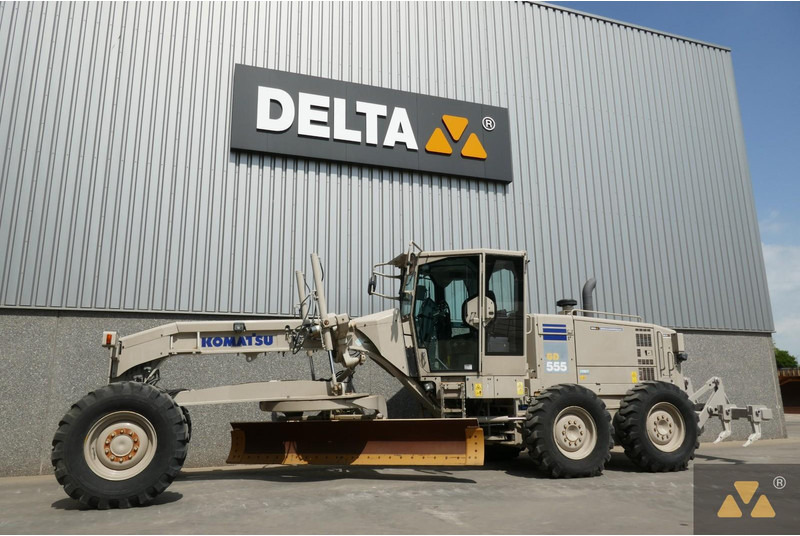 Komatsu GD555-5 Ex- - Niveleuse: photos 4 Komatsu GD555-5 Ex- - Niveleuse: photos 4