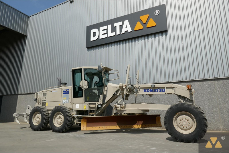 Komatsu GD555-5 Ex- - Niveleuse: photos 3 Komatsu GD555-5 Ex- - Niveleuse: photos 3