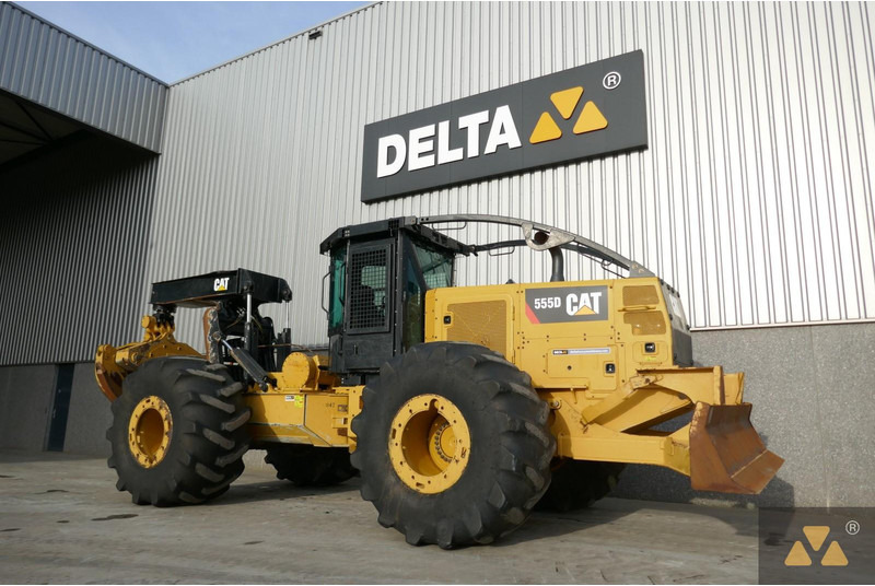 Caterpillar 555D - Matériel forestier: photos 3 Caterpillar 555D - Matériel forestier: photos 3