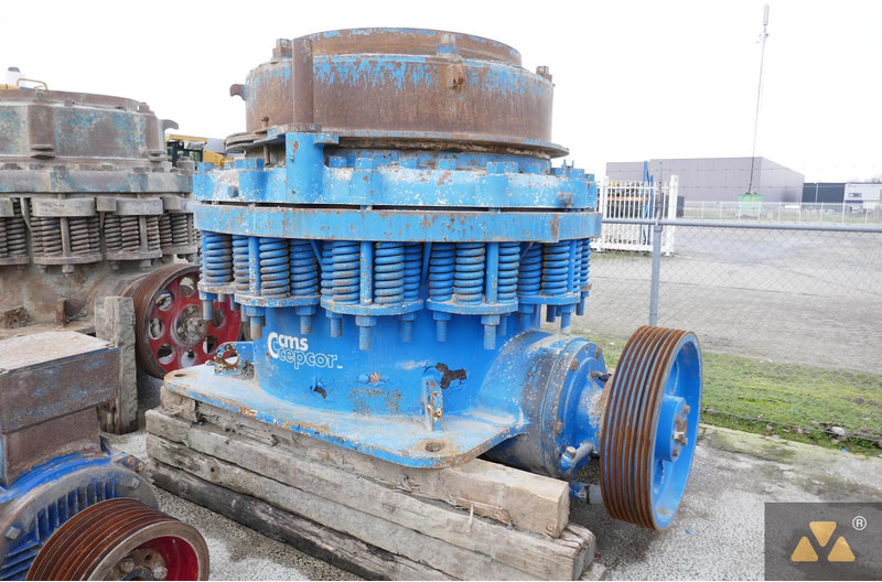 NORDBERG-SYMONS 51" Shorthead - Concasseur à cône: photos 3 NORDBERG-SYMONS 51" Shorthead - Concasseur à cône: photos 3