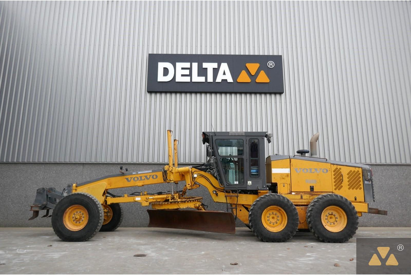 Volvo G720B - Niveleuse: photos 1 Volvo G720B - Niveleuse: photos 1