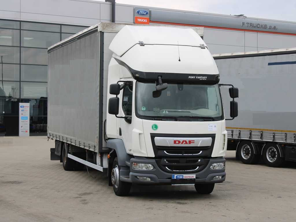 DAF LF 290 FA, EURO 6, SLEEPING CABIN - Camion à rideaux coulissants: photos 2 DAF LF 290 FA, EURO 6, SLEEPING CABIN - Camion à rideaux coulissants: photos 2