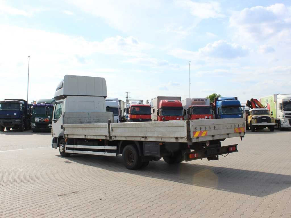 DAF LF 45.180, SLEEPING CABIN, EURO 3, PNEU 80% - Camion à rideaux coulissants: photos 4 DAF LF 45.180, SLEEPING CABIN, EURO 3, PNEU 80% - Camion à rideaux coulissants: photos 4