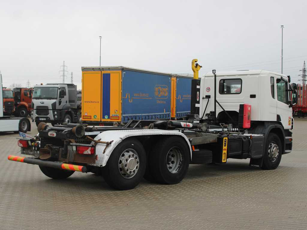Scania P410, EURO 6, 6X2, CONTAINER HOOK CARRIER, LIFTING AXLE - Camion ampliroll: photos 4 Scania P410, EURO 6, 6X2, CONTAINER HOOK CARRIER, LIFTING AXLE - Camion ampliroll: photos 4