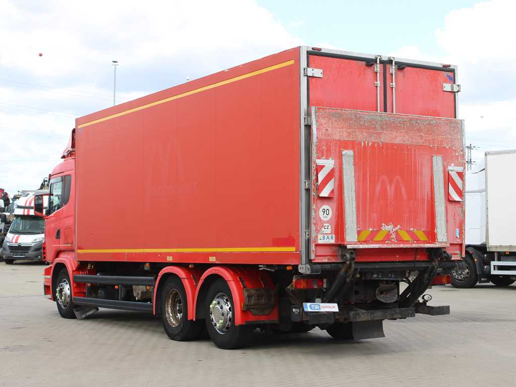 Scania R 380, HYDRAULIC FRONT, DOUBLE CHAMBER, CARRIER SUPRA 850 mt - Camion frigorifique: photos 5 Scania R 380, HYDRAULIC FRONT, DOUBLE CHAMBER, CARRIER SUPRA 850 mt - Camion frigorifique: photos 5