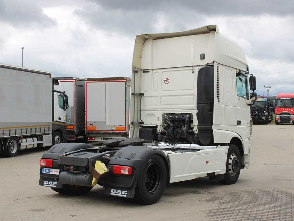 DAF XF 450 FT, HYDRAULIC, RETARDER, EURO 6 - Tracteur routier: photos 4 DAF XF 450 FT, HYDRAULIC, RETARDER, EURO 6 - Tracteur routier: photos 4