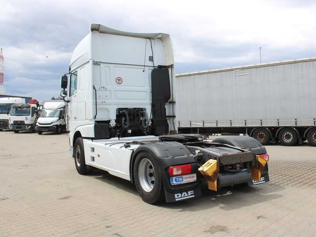 DAF XF 460 FT, SECONDARY AIR CONDITIONING, EURO 6 - Tracteur routier: photos 4 DAF XF 460 FT, SECONDARY AIR CONDITIONING, EURO 6 - Tracteur routier: photos 4